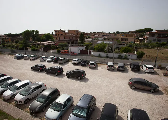 Отель Isola Sacra Rome Airport 4*