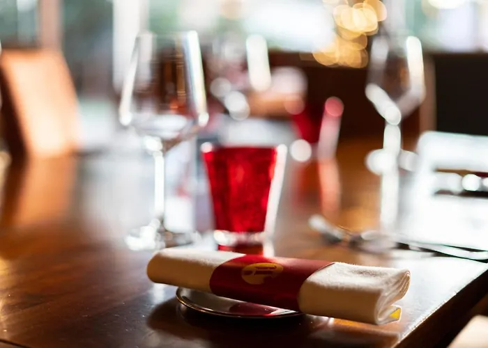 Isola Sacra Rome Airport Отель 4*