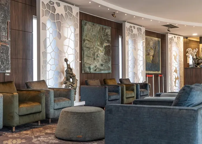 Isola Sacra Rome Airport Отель Фьюмичино