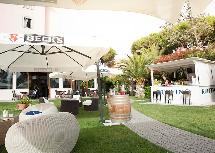 Isola Sacra Rome Airport Отель Фьюмичино