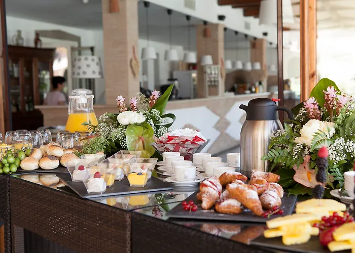 Isola Sacra Rome Airport Отель 4*