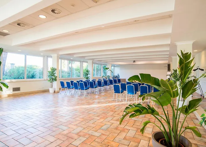 Отель Isola Sacra Rome Airport Фьюмичино